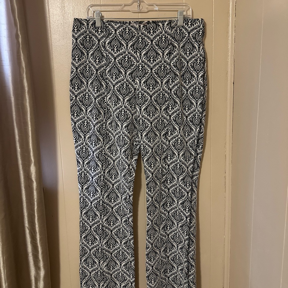 Women's Black and White Patterned Pants